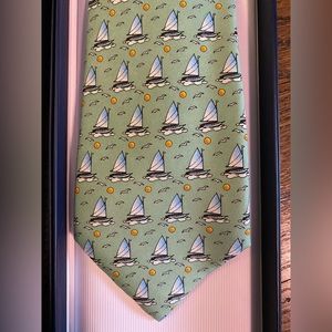 Boys vineyard vines boat nautical sailing tie worn once